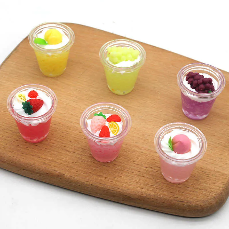 6 pièces mignon fruit crème glacée porte-clés mini simulation tasse de glace étudiant couple sac pendentif poupée machine jouet G1019