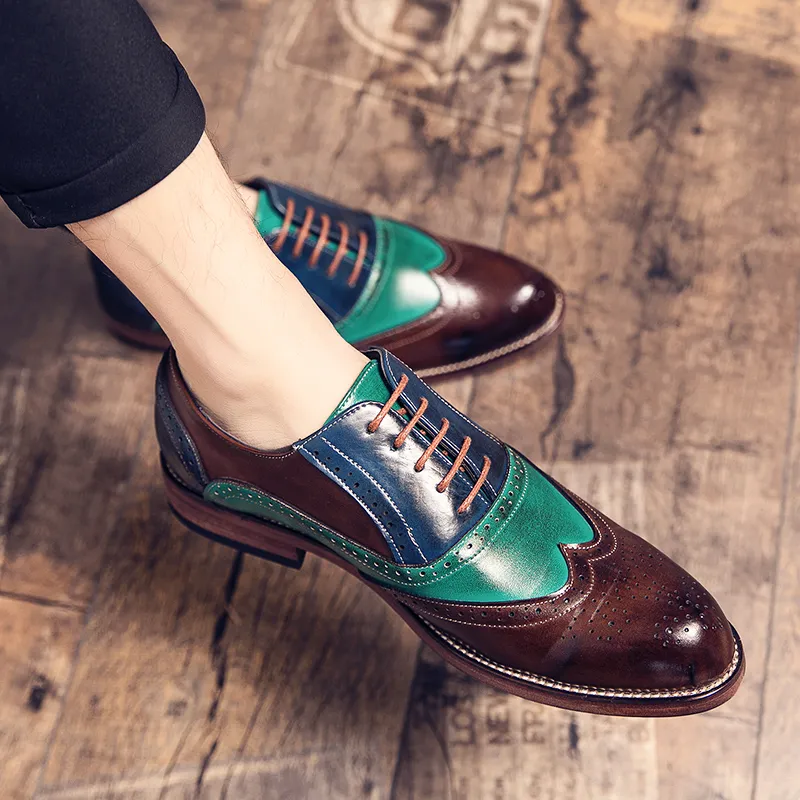 2022 hommes chaussures à la main de haute qualité multicolore PU tête talon bas à lacets mode hommes chaussures habillées luxueux Brock Oxford chaussures