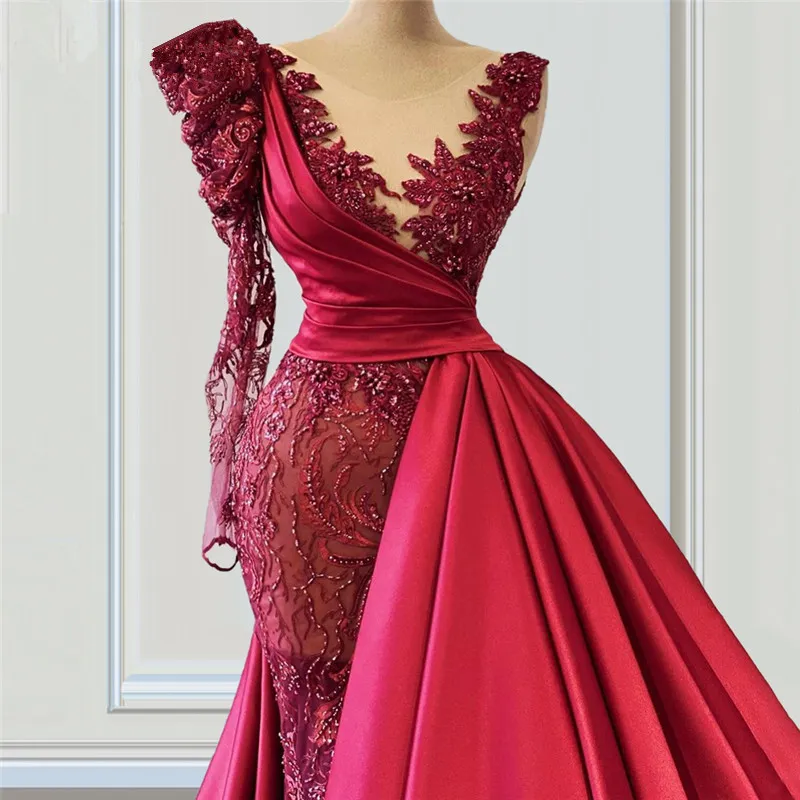 Abiti da ballo di lusso a sirena rossa con gonna oversize con paillettes glitterate Abito da sera formale in raso con applicazioni di cristallo Custom Made Long Sleev244S