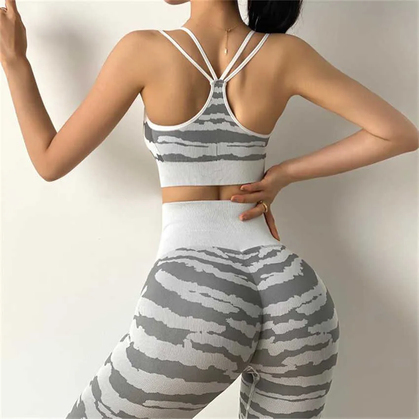 Seamless Tiger Fitness Gym Yoga Set Booty Byxor Scrunch Squat Säkra Leggings Sport Bra Workout Outfits Passar 210802