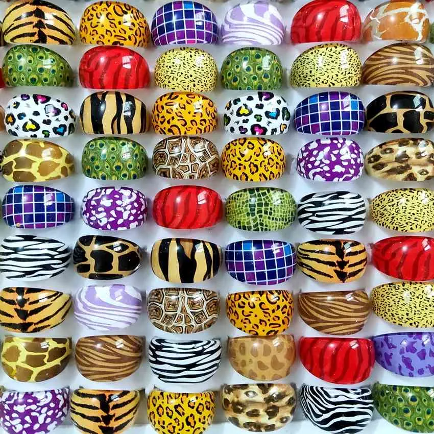 100 pièces en vrac mélange animaux peau de léopard coloré enfants filles femmes résine anneau toute la fête cadeau 14mm de large mignon bijoux 4140672