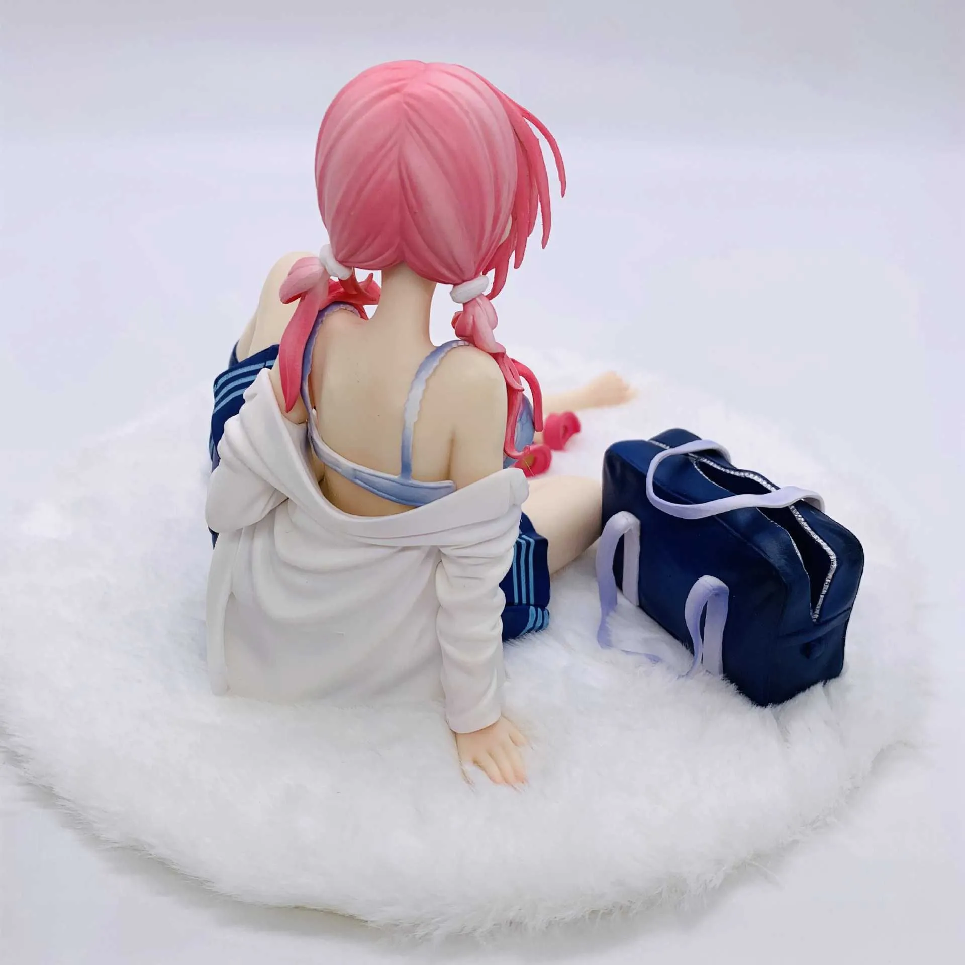 18 см Skytube Comic Aun Sari Utsugi Иллюстрация Kurehito Misaki Anime Pvc фигура Toy Model Toys Sexy Girl Collection Кукла Q0725019661