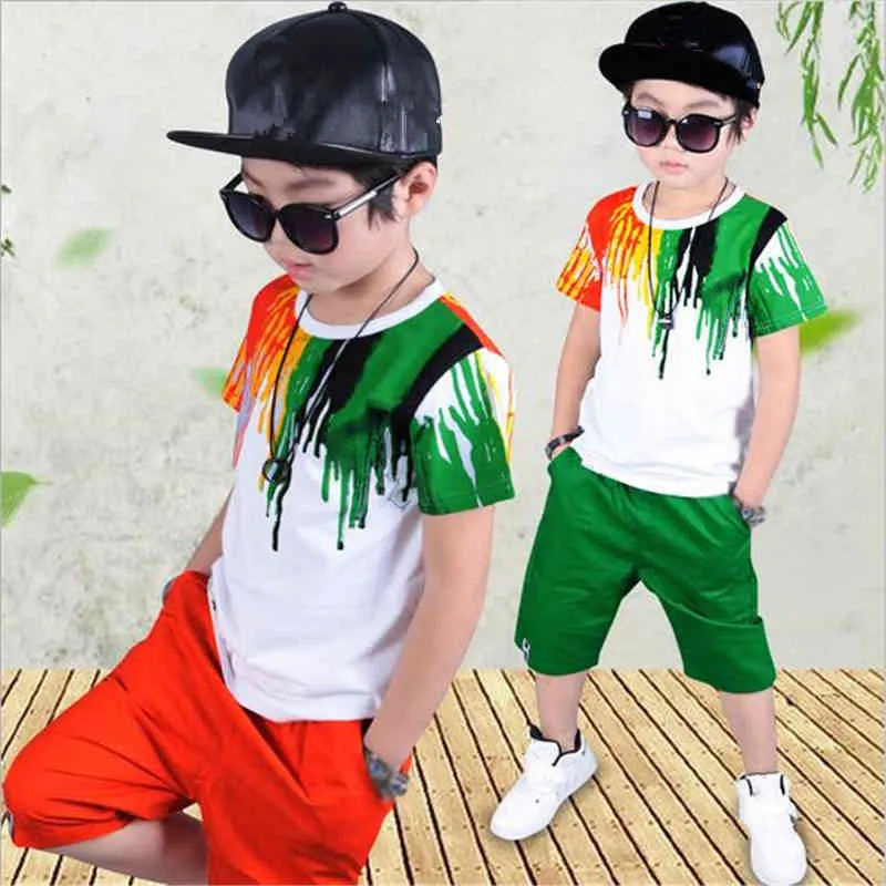 Neue Sommer Jungen Kleidung Set Casual Hip-Hop Streifen Bunte T-Shirt Hosen 2 stücke Anzug Kindergarten Leistung Kinder Kleidung 210326