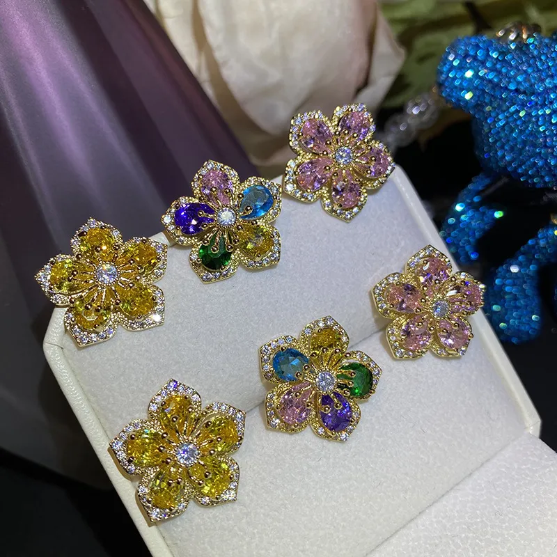 Boucles d'oreilles fleur camélia de haute qualité, tendance pour femmes, breloques de luxe exquises, Zircon cubique, bijoux Pop coréens, 2021