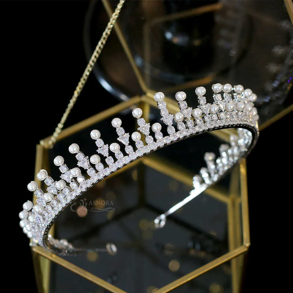 Asnora Tiara Cubic Cyrkonia Kobieta Wydłużenie Pearl Crown Bridal Biżuteria Parada Stroik Full Wedding Hair Akcesoria X0625