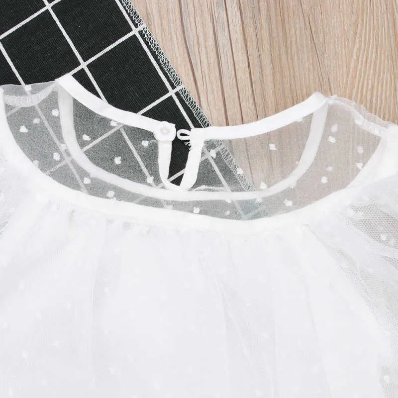 Tjejer klänning uppsättning sommar barn kläder flyga ärm ärmlös topp + fluffig kjol baby barnkläder 210528