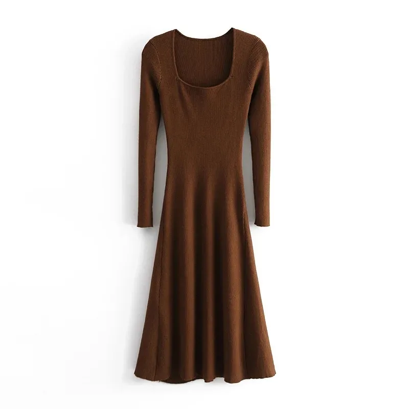 Autumn Knitted Sweater Midi Dress Women Vintage Square Neck Long Sleeve es Woman Flared Hem Elegant Casual 210519