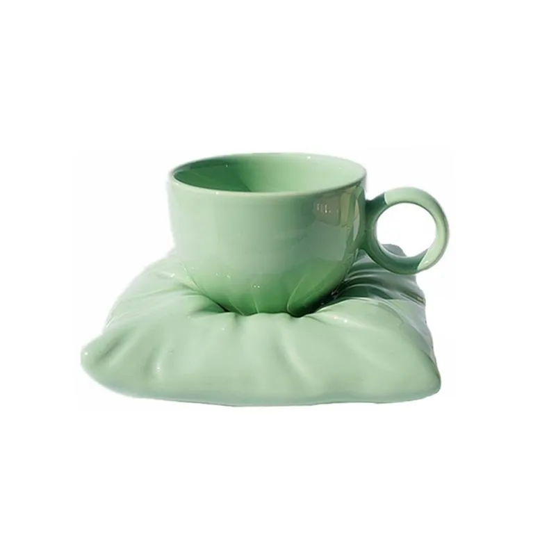 Mugs Nordic Ceramic Mug Creative Afternoon Tea Cup Macaron Pillow Bag Coffee Ice Cream Milk Cups With Handle Desktop Decor278U