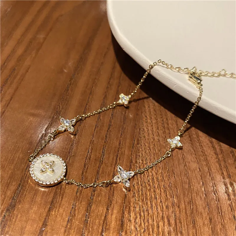 Luxury Fashion Plum Blossom Cross Natural Shell Stone Charm Bracelet Woman Exquisite Gold Chain Cuff Bracelet Girl Jewelry Gift262U