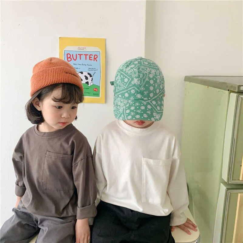 Wiosna Unsex Soft Luźna Koszulka Koreański Styl Chłopcy Chłopcy i Dziewczyny Bawełna Z Długim Rękawem Casual T Koszulki Odzież 210615