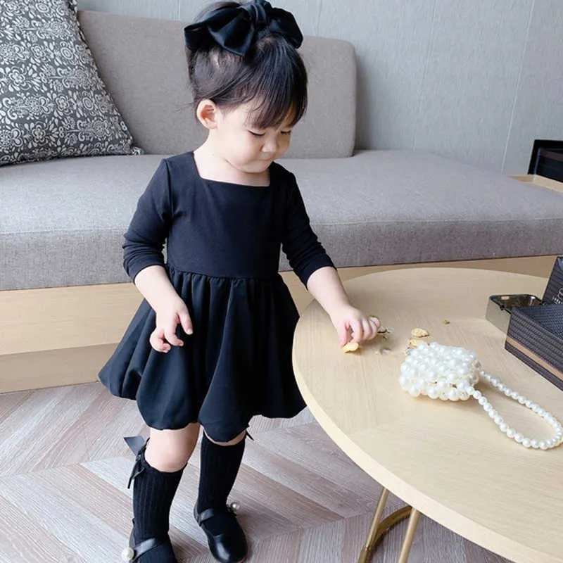 Flickor Klänning Höst Vinter Koreansk stil Baby Kids Square Neck Black Party Söt Barnkläder Princess 210625