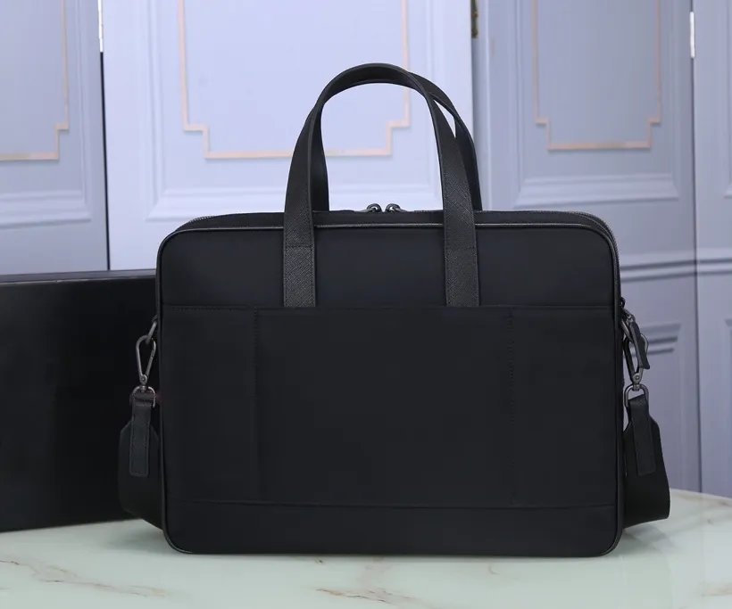 Herr Black Nylon Canvas Designer Portfölj högkvalitativ vattentät bärbar bärbar Big Capacity Retro Fashion Office Handbag220Q