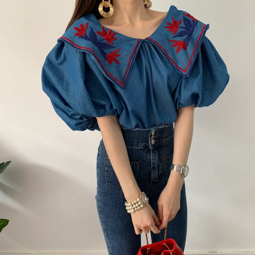 Comelsexy Vintage Ethnic Style Flower Embroidey Blouses Women Summer Lantern Sleeve Loose Denim Shirt Femme Tops Blusas 210515