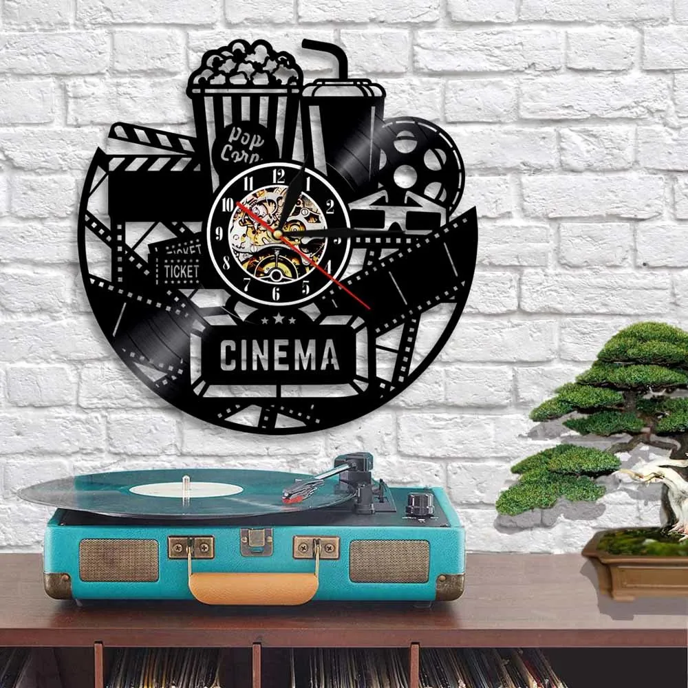 Cinema Vinyl Record Orologio da parete Design moderno Guarda film Film Orologio Time Clock Popcorn Coca Cola regalo amante del cinema 210325