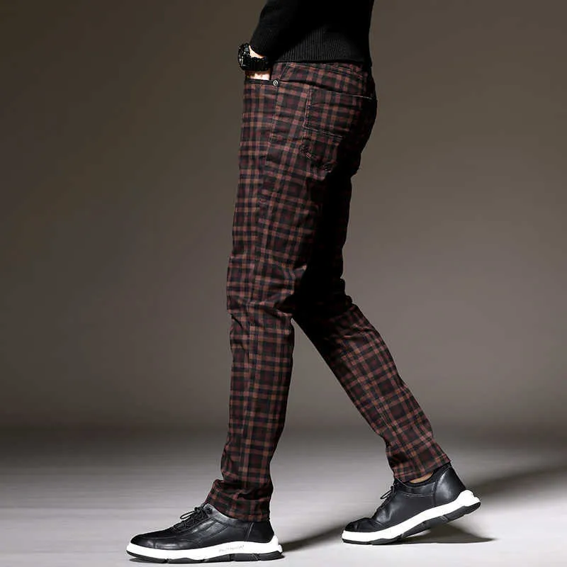 6色古典的な格子縞のカジュアルパンツ春のブランドの服高品質の綿のストレッチファッション若い男性のスリムズボン210715