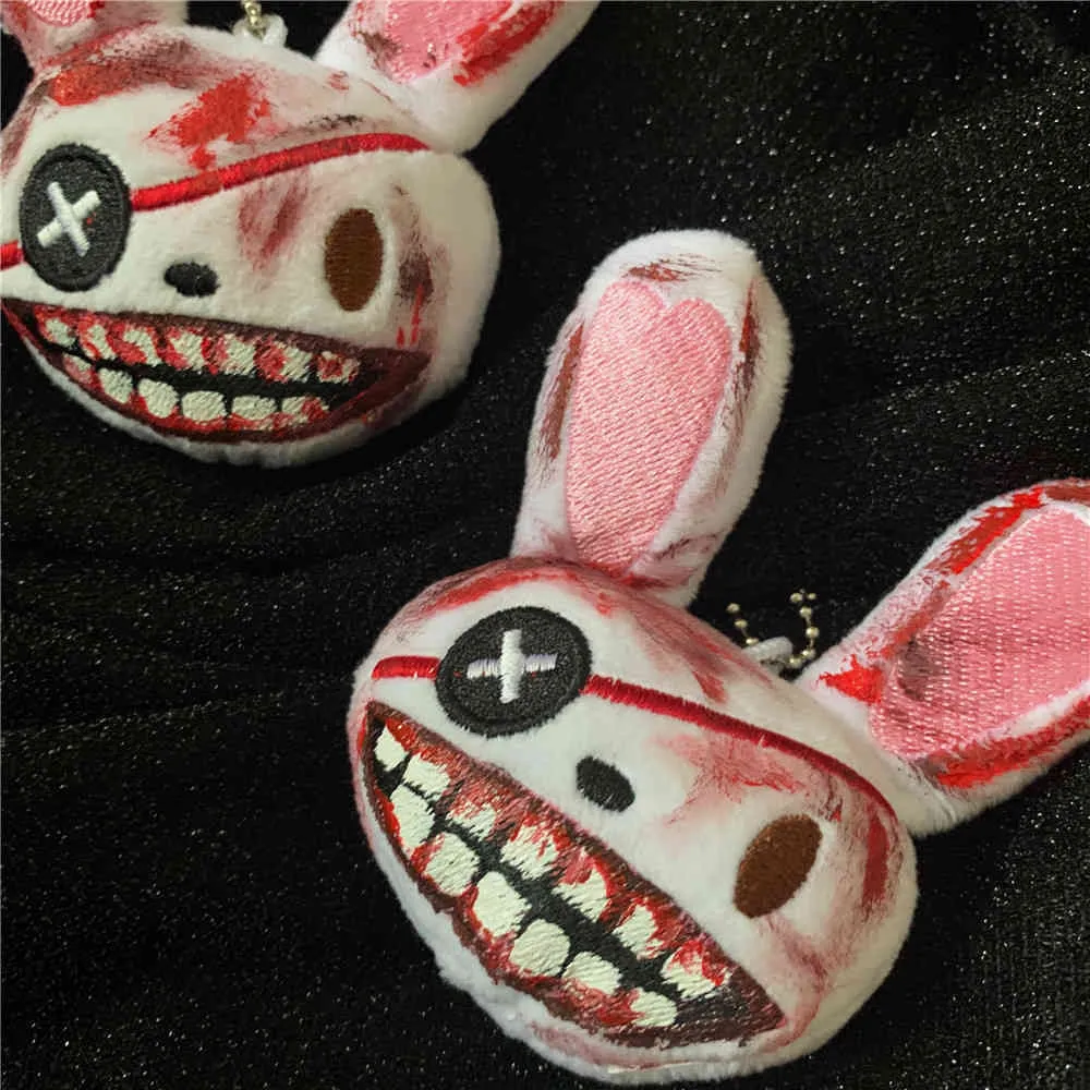 Porte-clés en peluche lapin borgne sanglant Harajuku porte-clés Animal fait main pour femmes Couple accessoires uniques pendentif Halloween