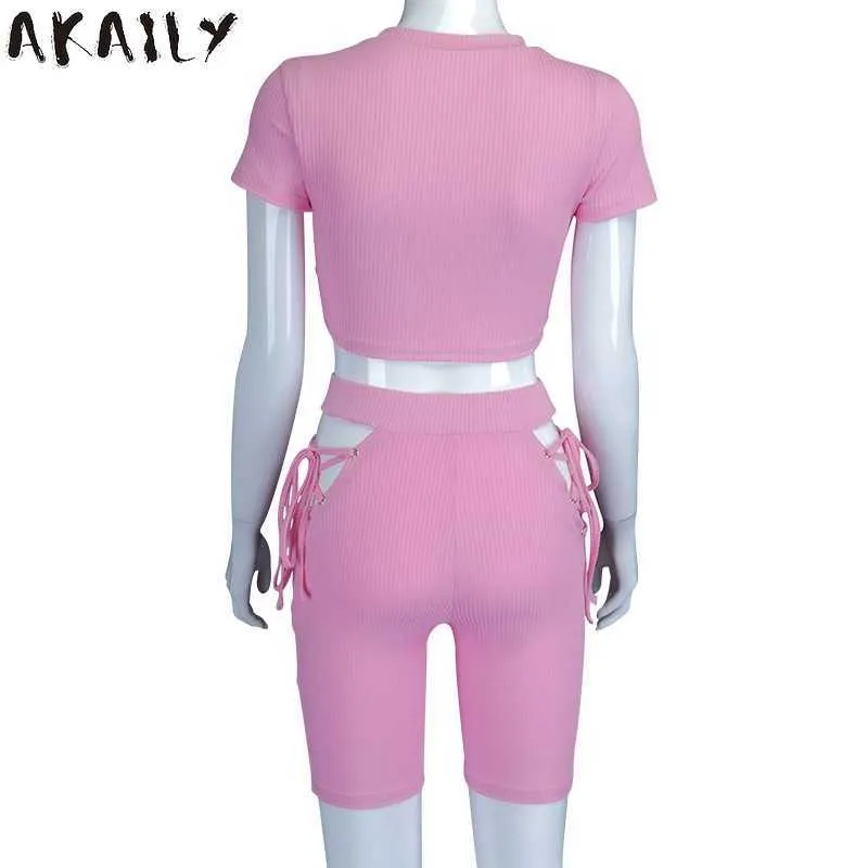 AKAILY costume tricoté rose tenues haut court 2 pièces Biker Shorts ensemble décontracté côtelé 2 deux pièces ensemble dames 2021 femmes ensembles assortis Y0702