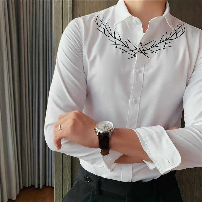 秋のシャツ男性の刺繍長袖シャツ韓国のスリムフィットカジュアルシャツビジネスフォーマルドレストップスの化学ホム210527
