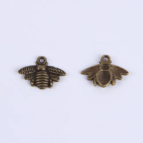 2015 DIY Silver Copper retro Bee Pendant Manufacture jewelry pendant fit Necklace or Bracelets charm 297w210p
