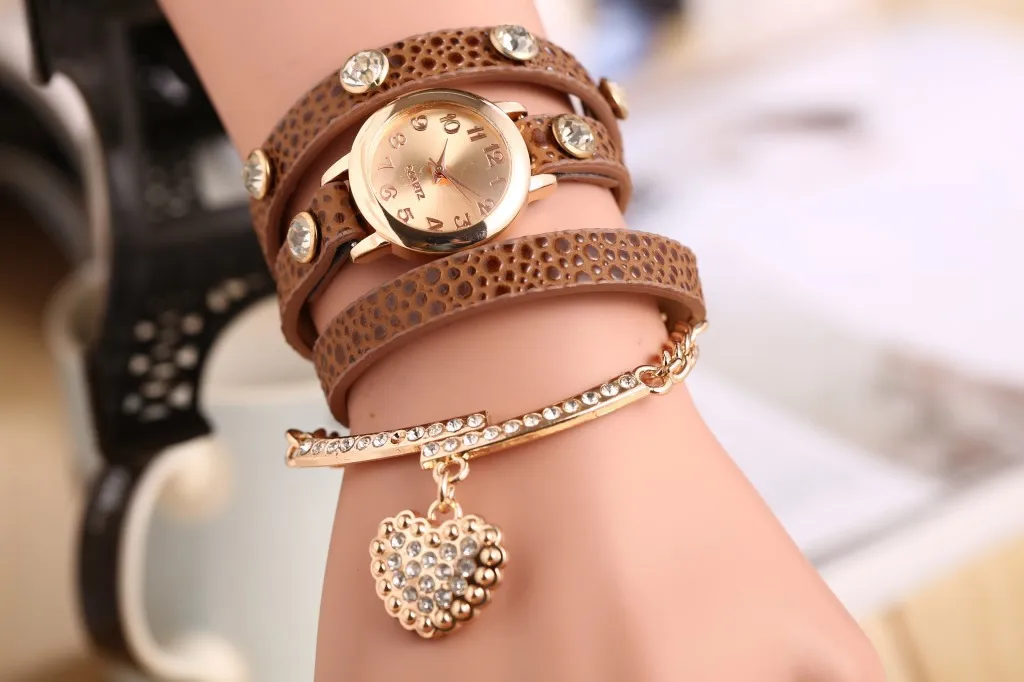 2018 New Fashion Women Dress Watches Leather Strap Watch Wristwatches Ladies Quartz Women Long Chain Luxury Vintage Wristwatch257x