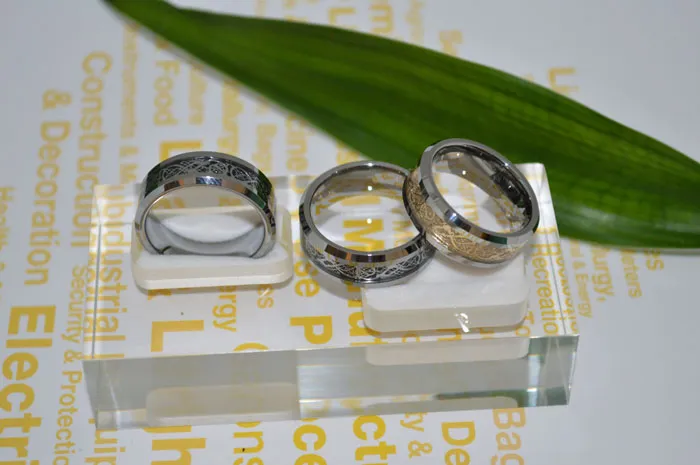 Drache eingelegte Hartmetall-Wolframringe Silber Eheringe mit eingelegten Ringen