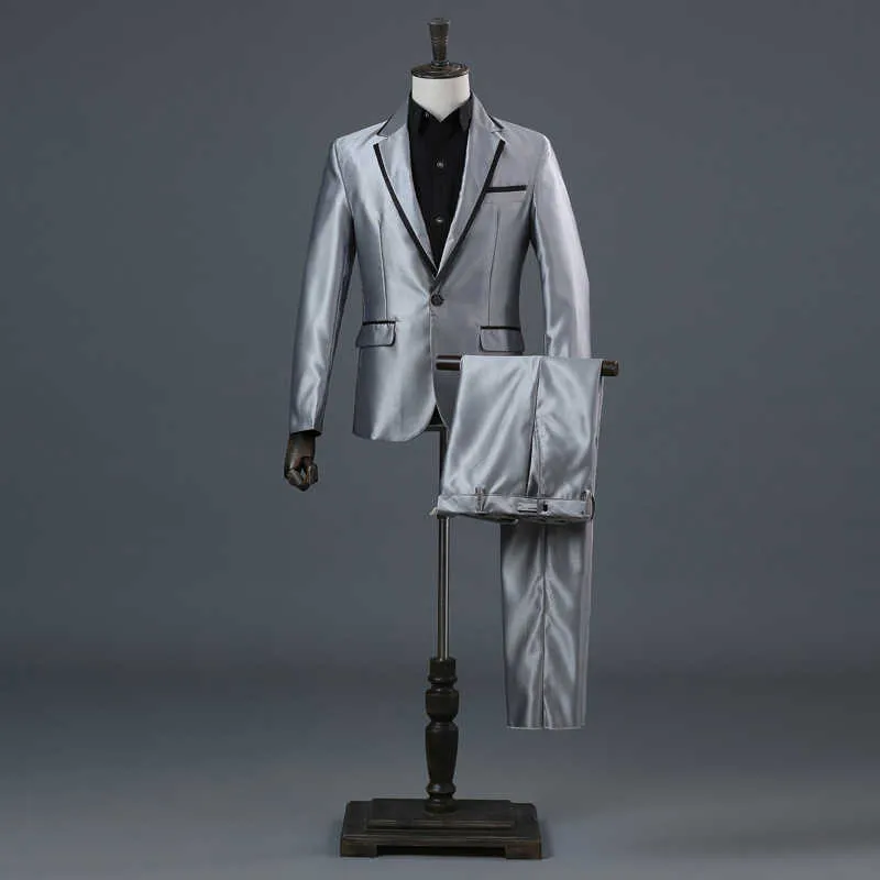 2021 hommes mode rayé hôte Costumes Costumes scène chanteur noir et blanc or argent robe blazer + pantalon X0909