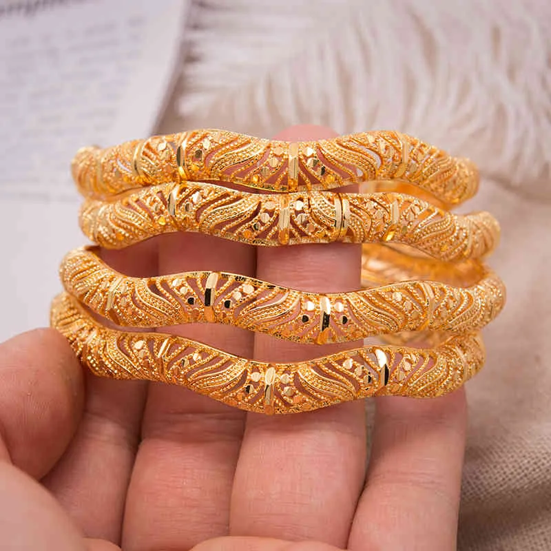 dubai pulseiras africa em pulseiras de ouro para homens homens pulseiras de cores de ouro Bulbões de noiva africanos Bracelets Jewelry Gift 2104300856