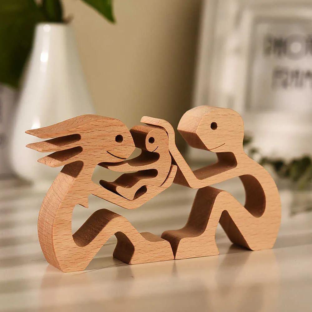 Une famille de trois statues de bureau de bureau de bureau décor en bois homme et enfant décoration cadeau ménage pour leur anniversaire 210924