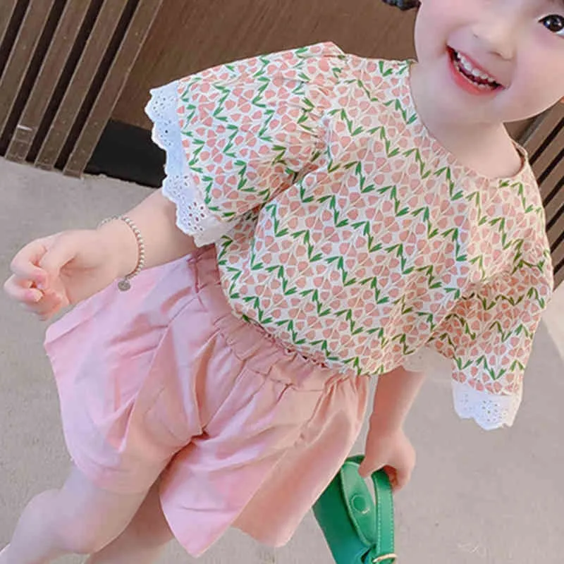 Zestaw dziecięcy Lato z krótkim rękawem Drukowane Top + Solid Color Shorts 2-częściowy Moda Dziewczyna Odzież 210515