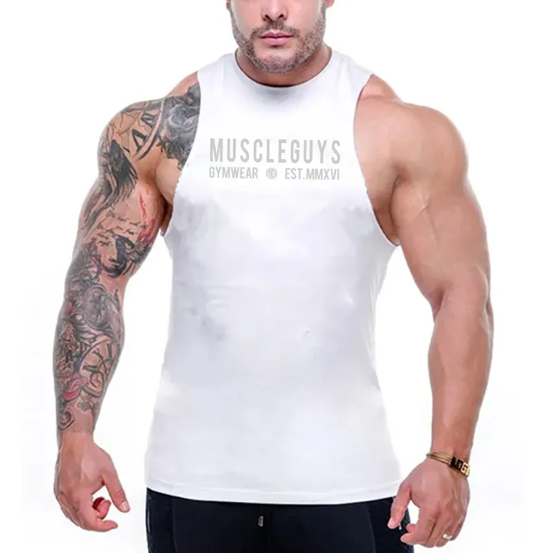 Verão Moda Muscleguys Gymwear Marca Bodybuilding Stringer Tanque Homens Sportswear Fitness Homens sem mangas M-XXL 210421