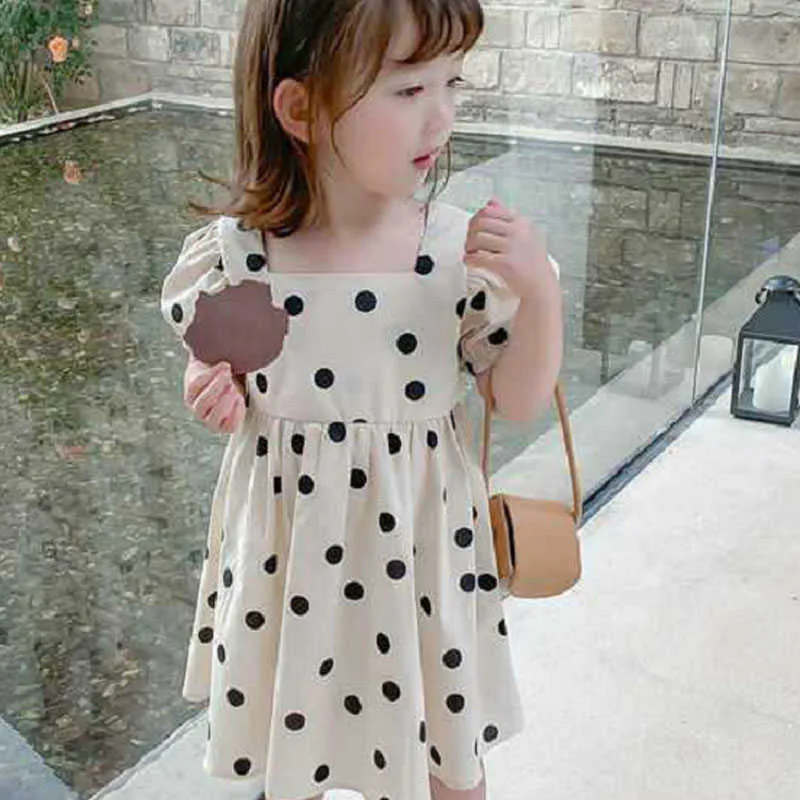 Zomer meisjes jurk eenvoudige stijl vierkante nek polka dot korte mouw prinses baby kinderkleding kinderkleding 210625