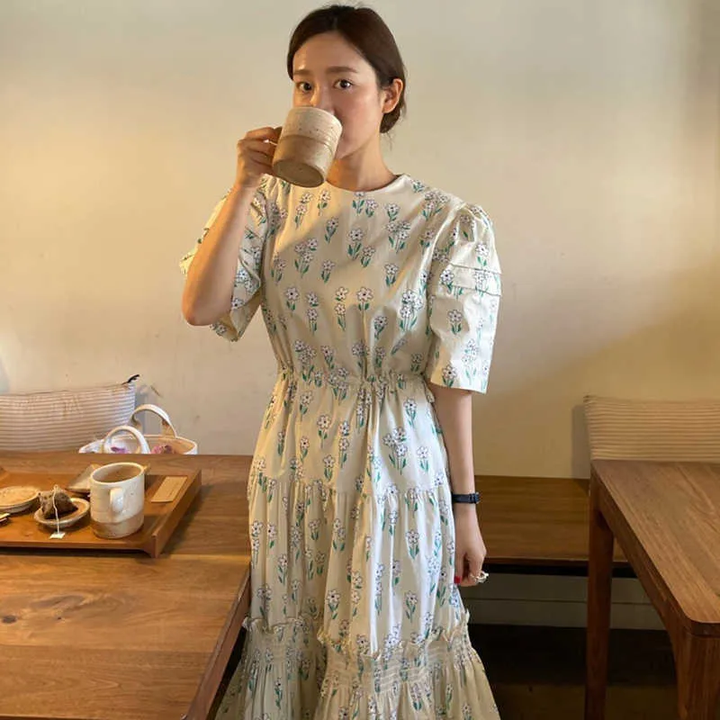 Korejpaa mulheres vestido verão coreano chique estilo ocidental decote em torno do pescoço floral em camadas de cordão com manga folhada vestidos 210526