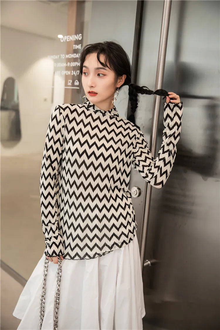 ウェーブスパンデックス長袖トップ女性TシャツタートルネックTシャツカジュアルレディース春韓国のファッション服210427