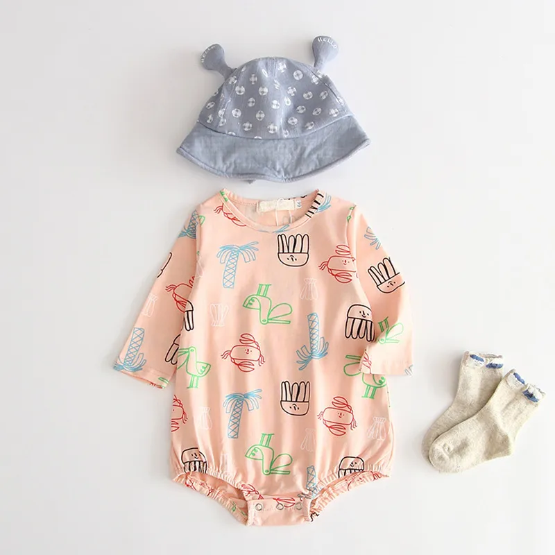 Baby Girl Jumpsuit Autumn Korean Version Printed Long-sleeved Romper + Hat Set Toddler Bag Fart 210515