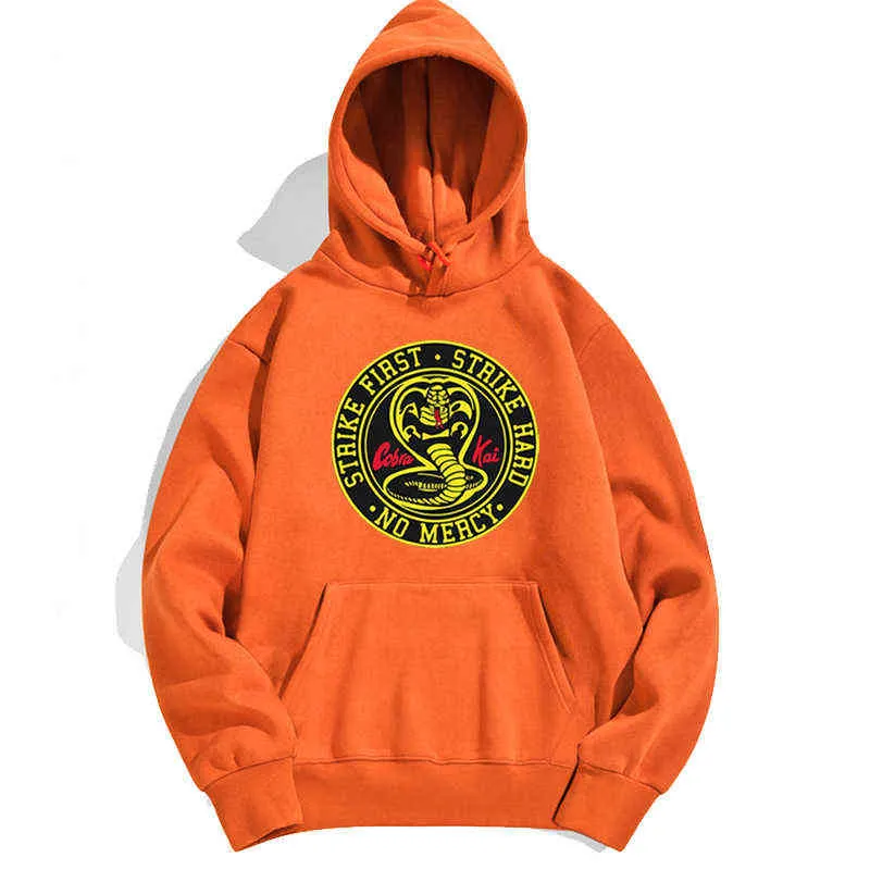 Cobra Kai Hoodie Strike First Strike Hard On Littwa Jesień Zima Z Kapturem Z Kapturem Crewneck Swetry Mężczyźni Bluza Bluza Streetwear H1227