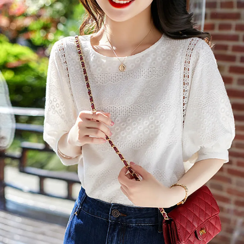 Verano Corea Moda Mujer Linterna Manga Camisas sueltas Bordado Algodón Encaje O-cuello Blusas casuales Tallas grandes M28 210512