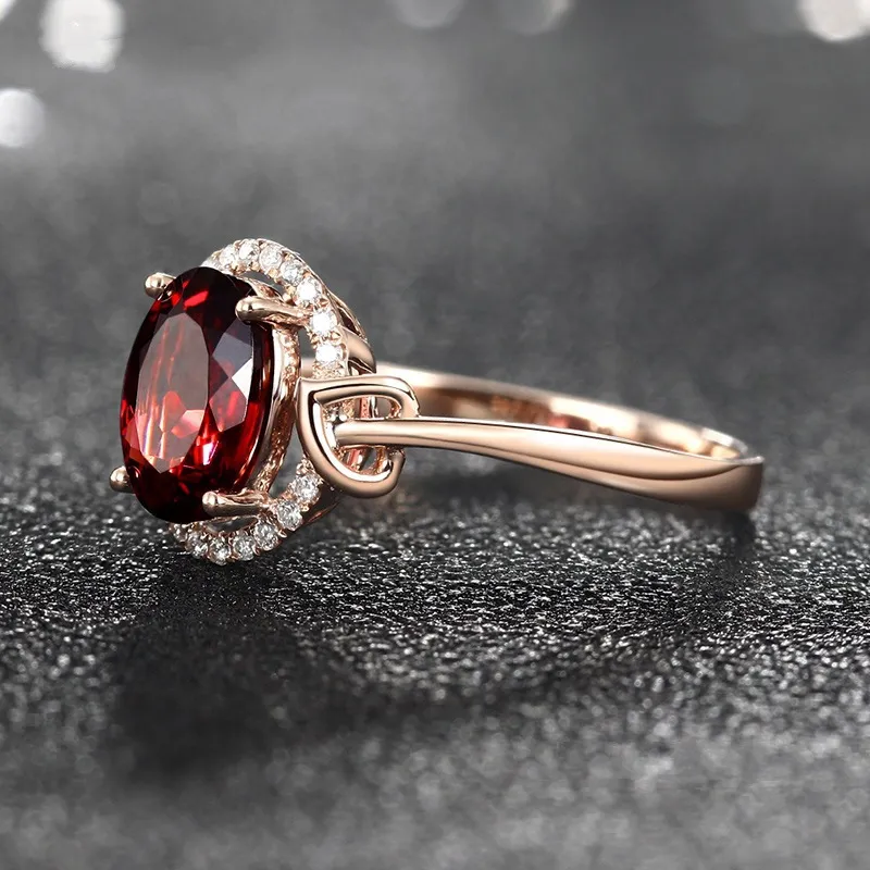 European and American Fashion High-End European and American Ruby Diamond Ring Plated 18K Rose Gold Love Interwoven Red Crystal Proposal Rin