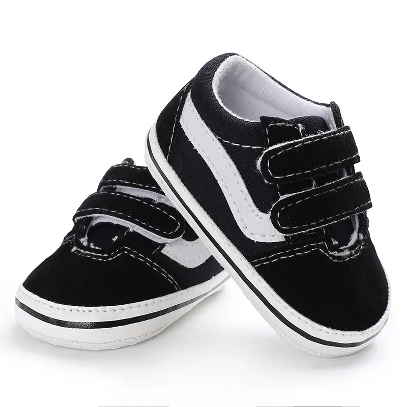 Güzel Yenidoğan Bebek Kız Erkek Yumuşak Taban Ayakkabı Kaymaz Tuval Sneaker Eğitmenler Prewalker Siyah Beyaz 0-18 M