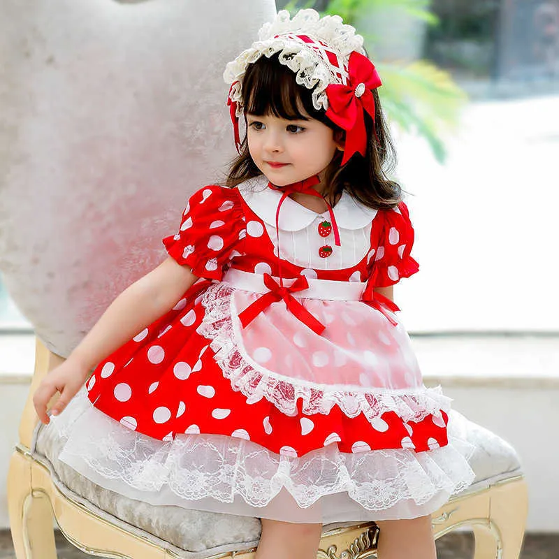 Barn Boutique Spanska Klänningar för Baby Girls Turkiet Vintage Style Strawberry Dot Dress Infant Födelsedagboll Klänning 210615