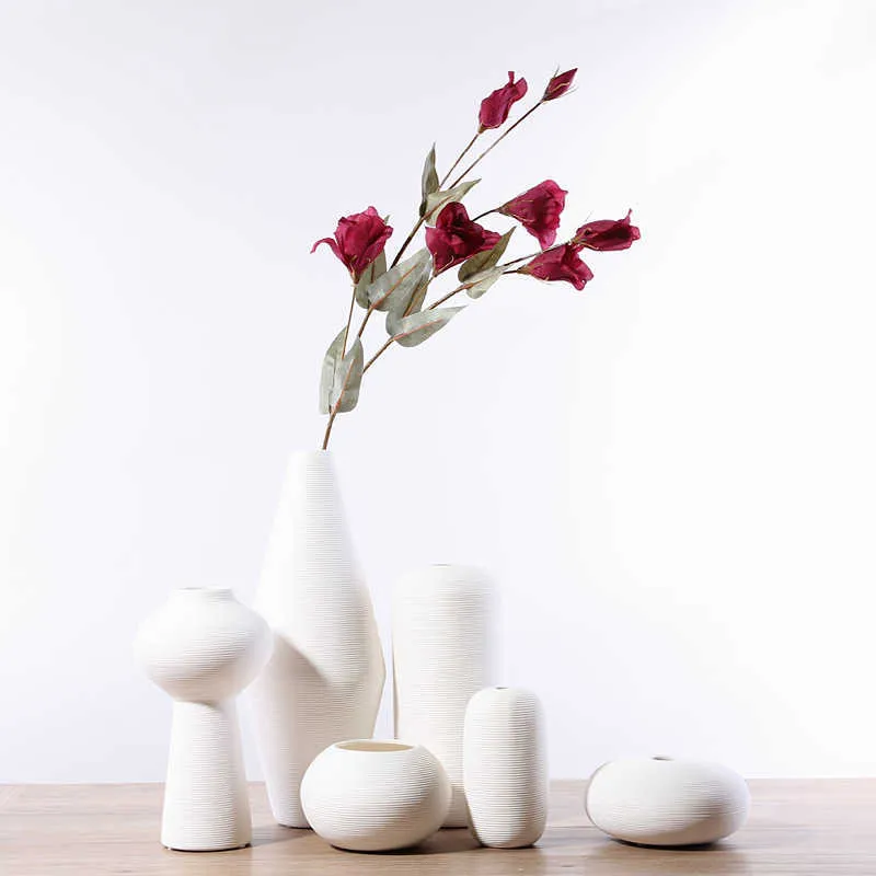 Vaso bianco in ceramica creativa Ornamenti moderno e minimalista soggiorno decorazione della casa accessori composizione floreale regalo 210607