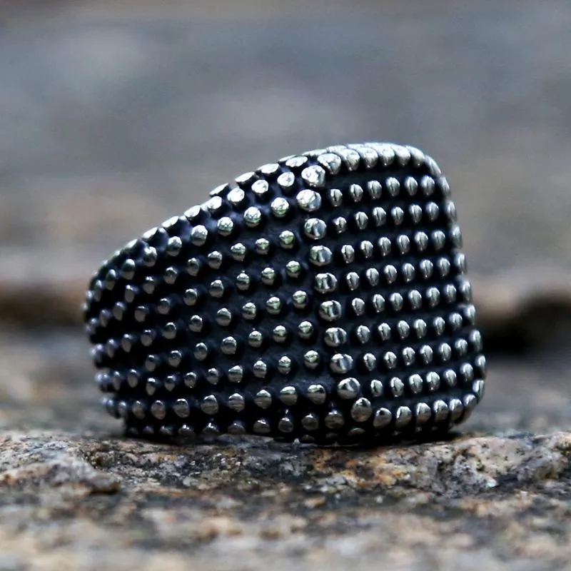 Anneaux de cluster Unique Bumps Square pour hommes et femmes Vintage en acier inoxydable Punk Biker Ring Heavy Metal Gothic Bijoux Whole2491