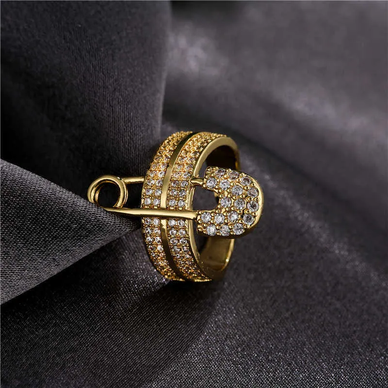 Lyx AAA + CUBIC ZIRCON Pappersklämma Charm Bröllopsring för kvinnor 2021 Fashion Gold Color Open Ring Justerbar storlek Partihandel X0715