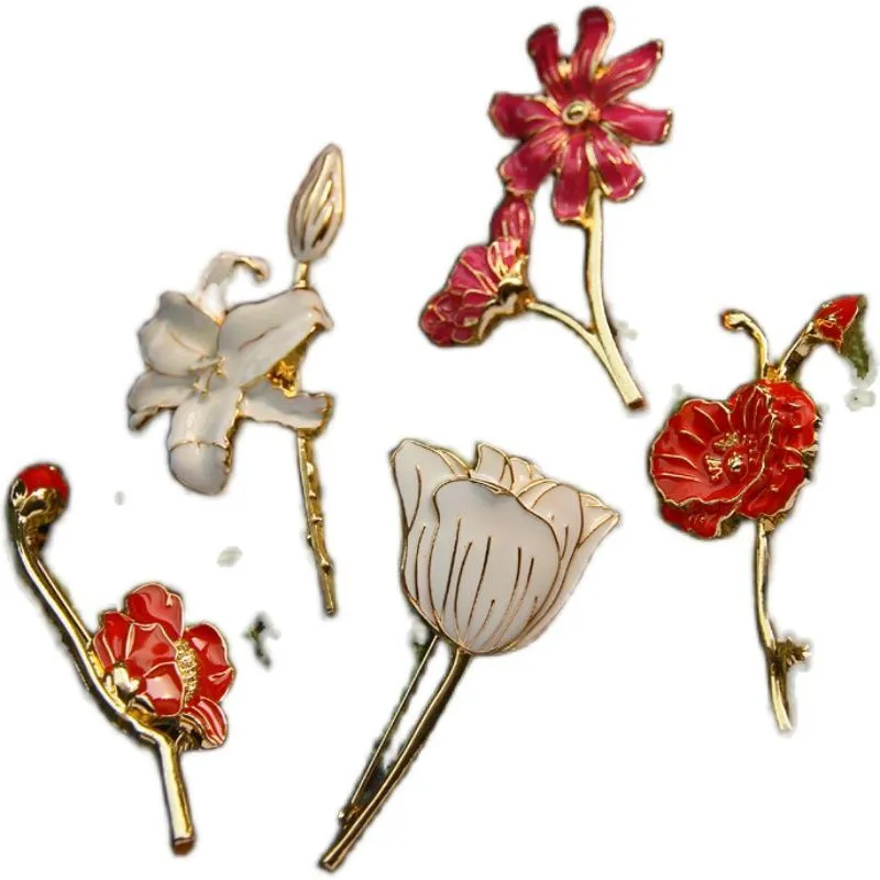 Broches fleur lys coquelicot Cosmos tulipe 4 couleurs pour vêtements de couleur claire matériau en alliage pour les personnes élégantes et charmantes