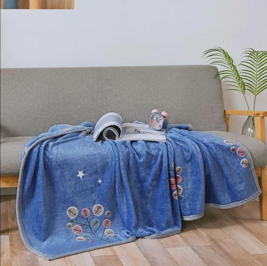Couverture chaude Textile de maison Couverture lestée en flanelle Couvertures super douces Jeter sur un canapé / lit / Couvre-lit solide de voyage Grand F0270 210420