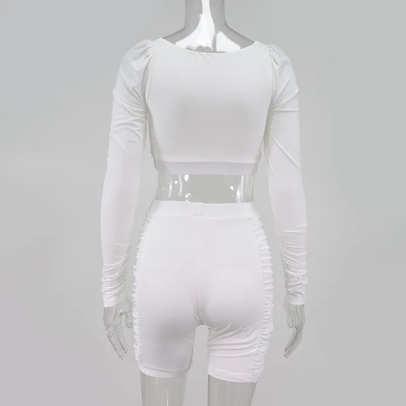 NewAsia 2 capas Pantalones cortos de ciclista frontados Conjunto de mujeres de manga larga Cultivo de cuello cuadrado Top Dos piezas Set Solid ActiveWear Loungewear Set 210413