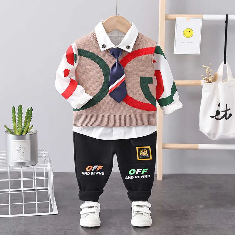 Frühling Herbst Baby Kleidungsstücke Kinder Boysgirls Tracksuits Kindermarke Sportanzüge Kinder Baumwoll Vestshirtpants Set 2110206067899