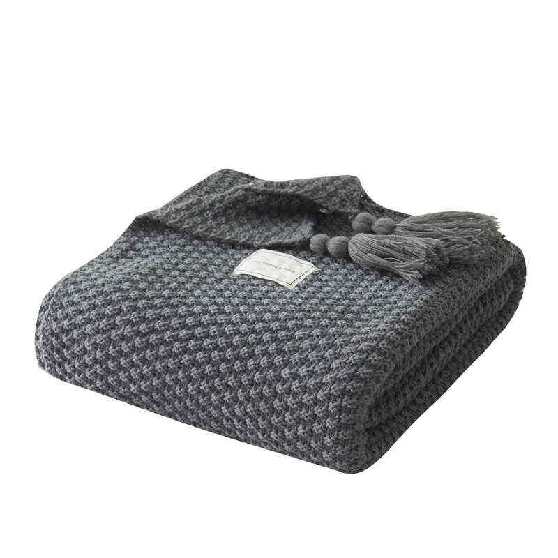Arrivée Couverture à carreaux tricotée Couvertures de couleur unie pour lits avec glands de haute qualité chaud confortable Cobertor Home 211122211r