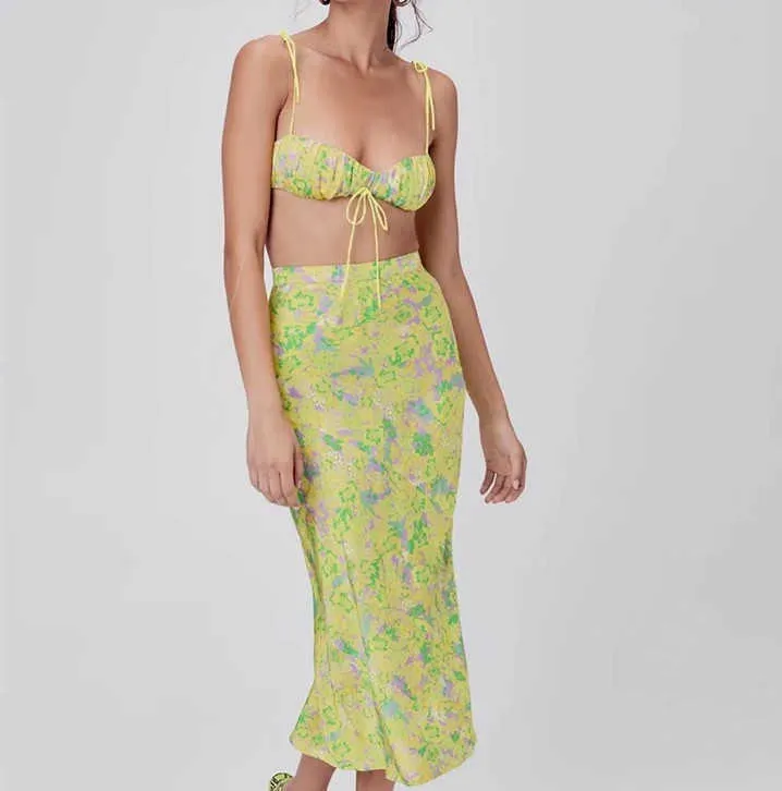 Rétro Feuilles Vertes Imprimer Noeud Papillon Laçage Sangle Soutien-Gorge Crop Top Sexy Femmes Jaune Midi Jupe Longue Vacances Débardeurs 2 Pièces Ensemble 210730