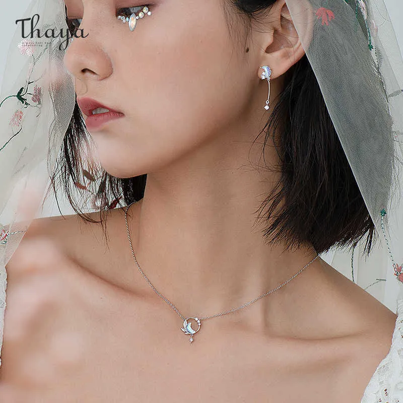 Thaya Real 925 Silver Neck45cm Crescent Necklace Pendant Zirconia Light Blue for Women Elegant Fine Jewelry Gift 210621268U
