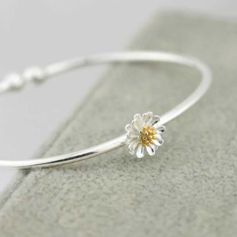Nuovo design semplice fiore argento placcato braccialetto di fascino aperto braccialetto donne gioielli da sposa colore argento Q0719